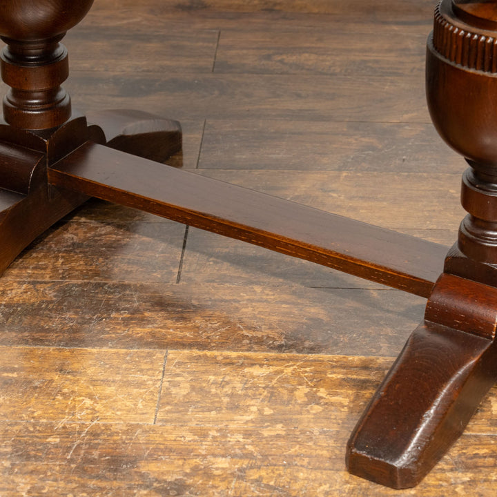 気品を感じるバルボスレッグが特徴的 ドローリーフ 伸長式ダイニングテーブル /25I