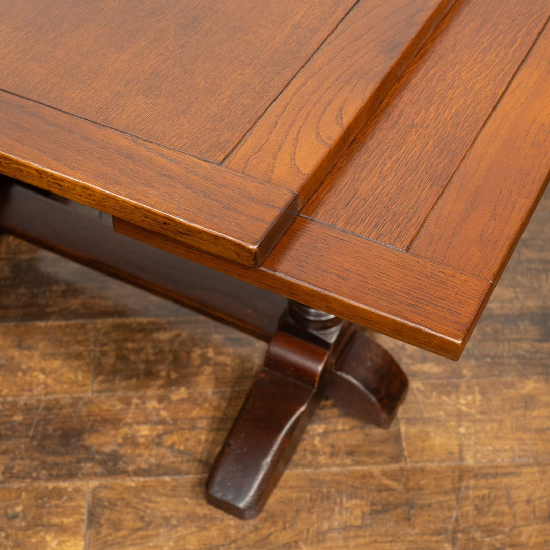 気品を感じるバルボスレッグが特徴的 ドローリーフ 伸長式ダイニングテーブル /25I