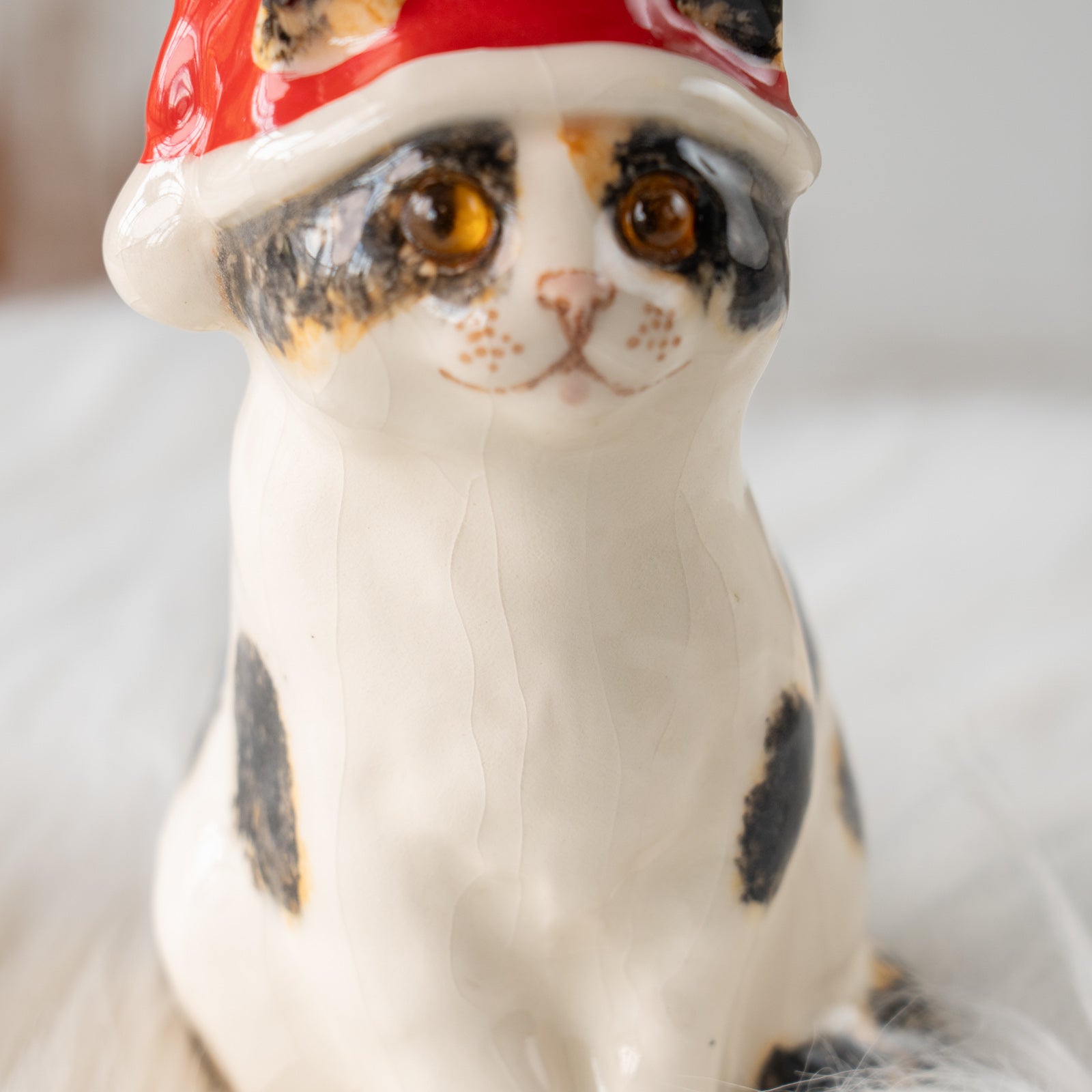 Winstanley Cat ウィンスタンレイ キャット】サンタ帽を被った姿が