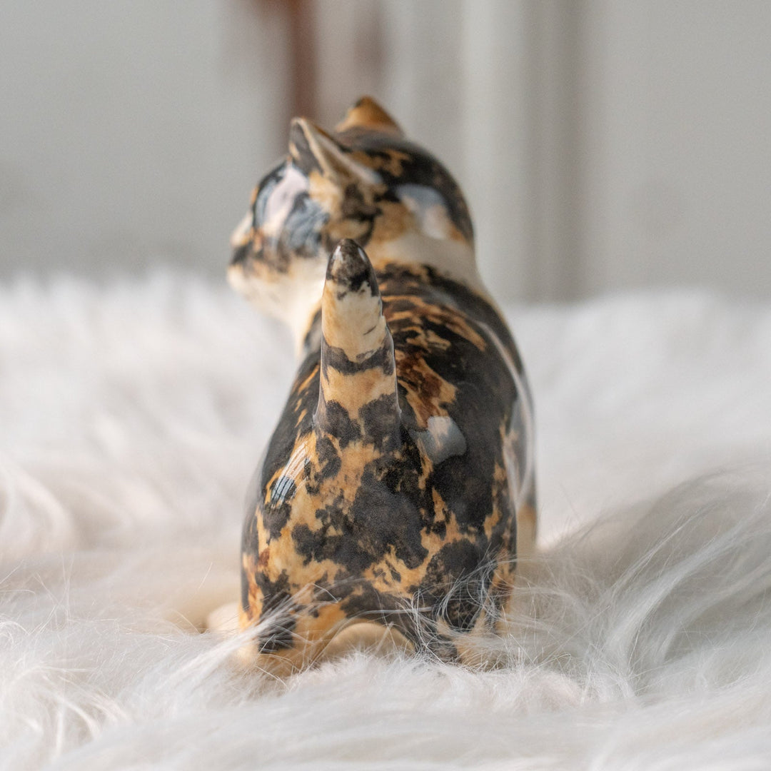 【Winstanley Cat ウィンスタンレイ キャット】ちょこんとした尻尾がキュート キャリコ 三毛猫 /25L