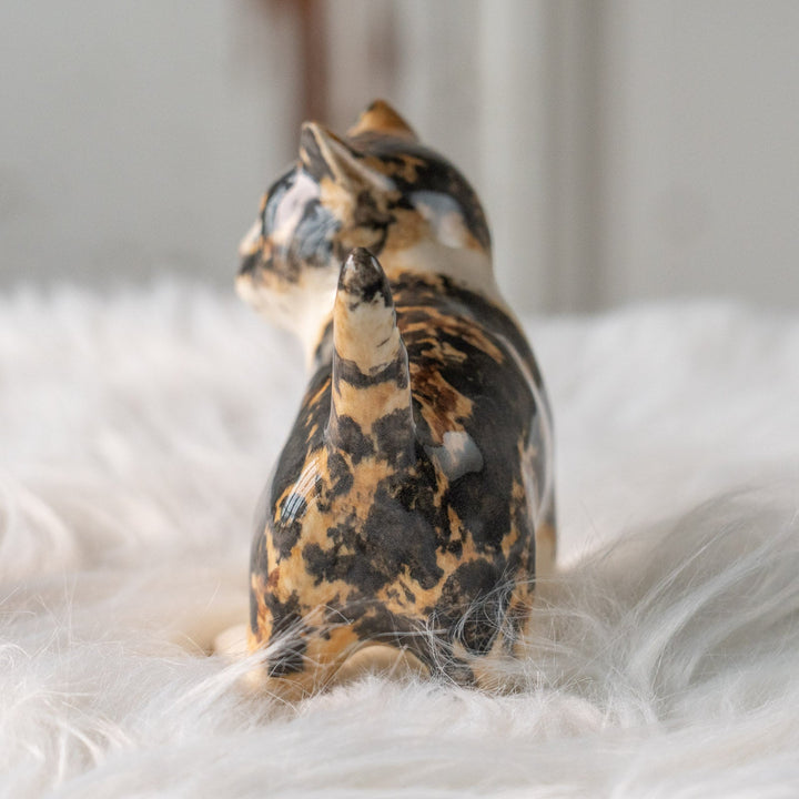 【Winstanley Cat ウィンスタンレイ キャット】ちょこんとした尻尾がキュート キャリコ 三毛猫 /25L