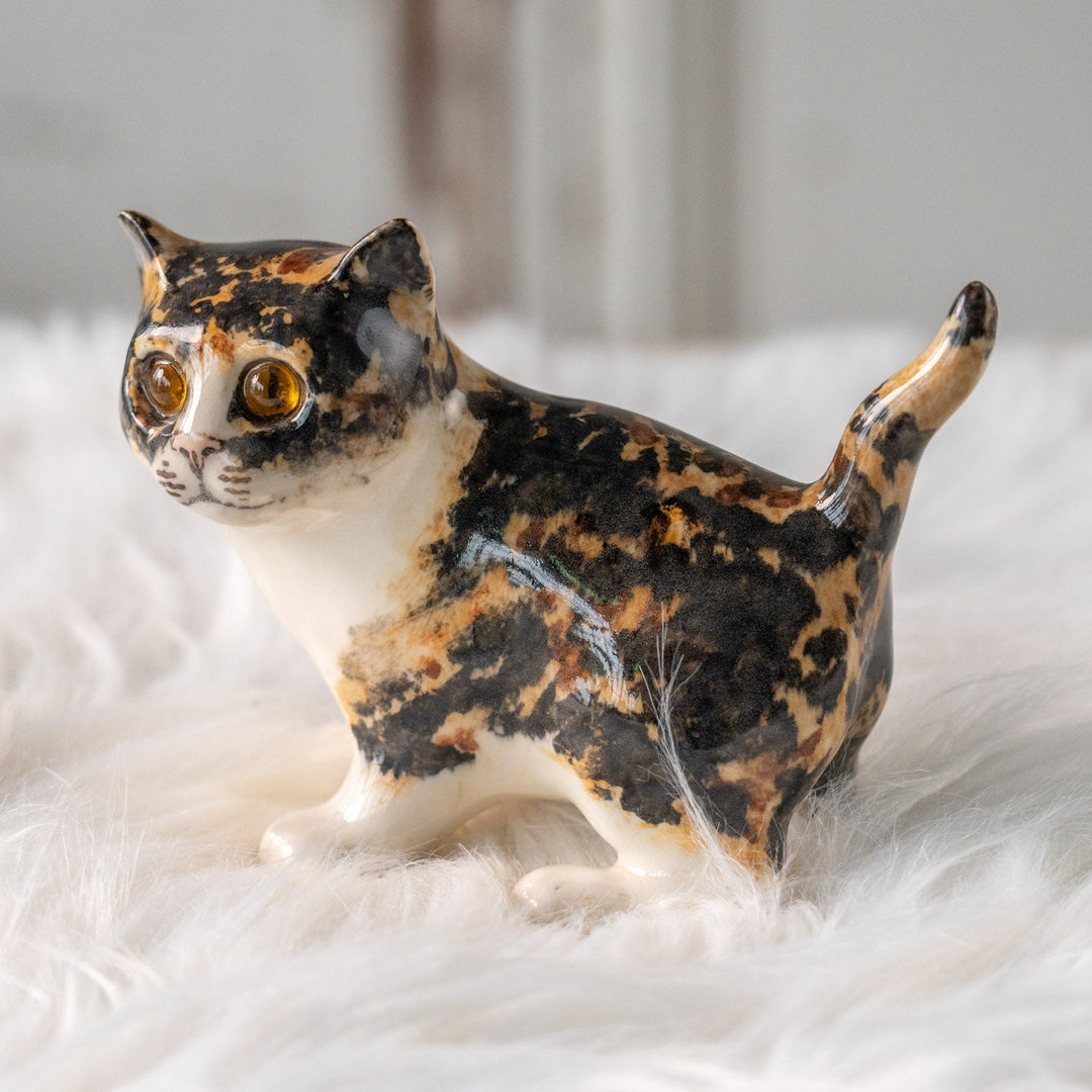 【Winstanley Cat ウィンスタンレイ キャット】ちょこんとした尻尾がキュート キャリコ 三毛猫 /25L