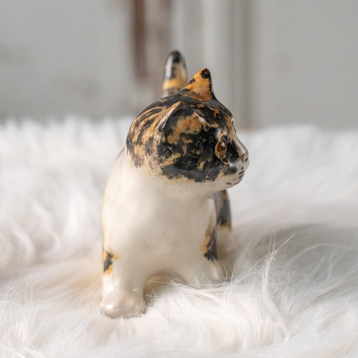 【Winstanley Cat ウィンスタンレイ キャット】ちょこんとした尻尾がキュート キャリコ 三毛猫 /25L