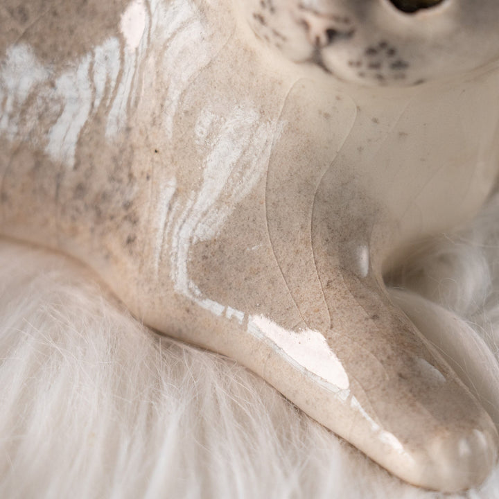 【Winstanley Cat ウィンスタンレイ キャット】リラックスして寝そべる姿に癒される グレー 灰猫 /25L