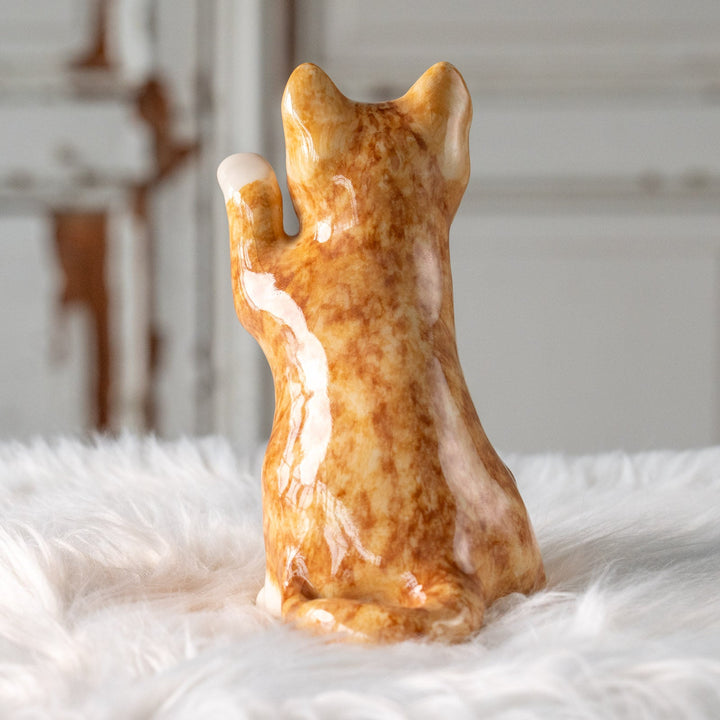 【Winstanley Cat ウィンスタンレイ キャット】招き猫を思わせるフォルムが印象的 ジンジャー 茶トラ猫 /25L-A