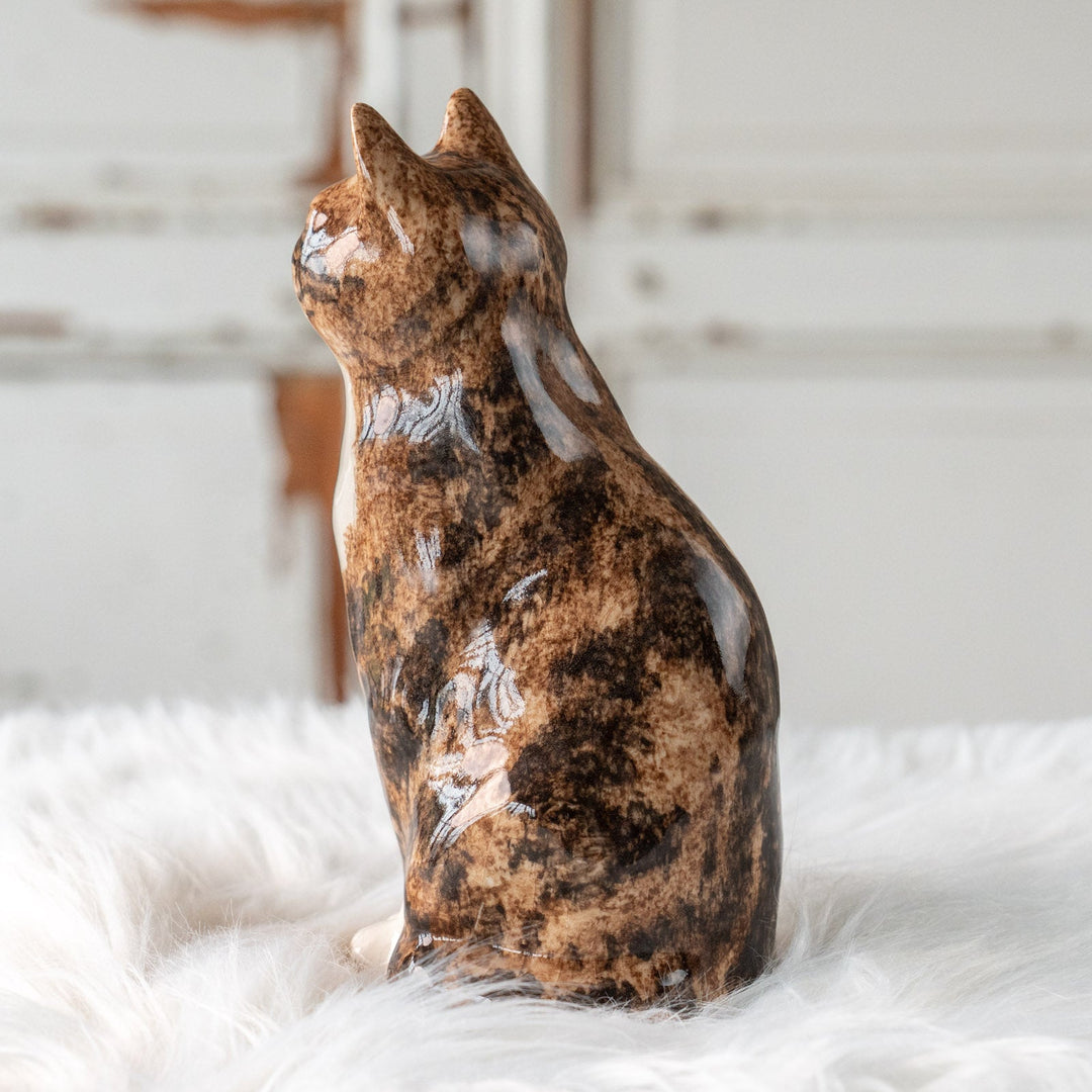 【Winstanley Cat ウィンスタンレイ キャット】ちょこんと座った姿が可愛らしい ブラウンタビー 茶トラ /25J