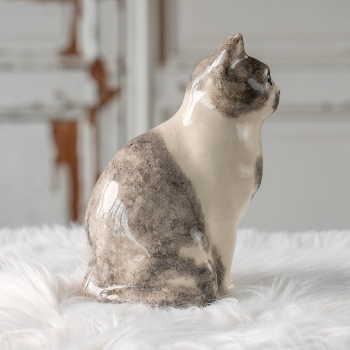 【Winstanley Cat ウィンスタンレイ キャット】胸元のハートマークがチャームポイント バイカラー ブチ猫 /25L