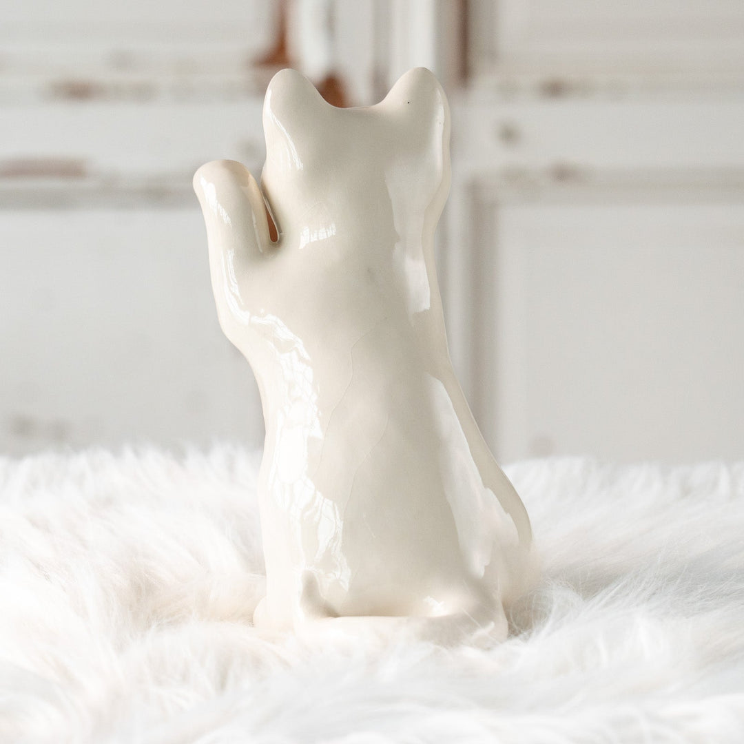 【Winstanley Cat ウィンスタンレイ キャット】招き猫を思わせるフォルムが印象的 ブルーアイ スノーウィー 白猫 /25L