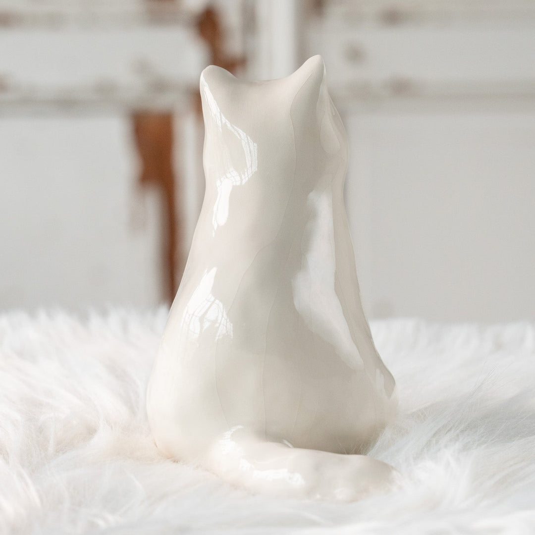 【Winstanley Cat ウィンスタンレイ キャット】どっしりしたフォルムがたまらない可愛さ オッドアイ スノーウィ 白猫 /25L