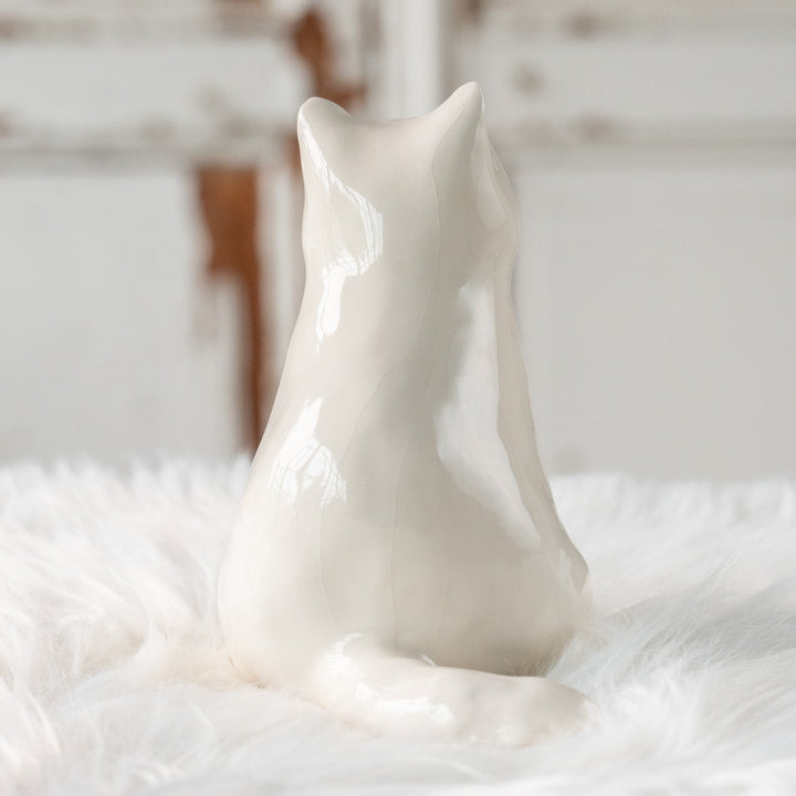 【Winstanley Cat ウィンスタンレイ キャット】どっしりしたフォルムがたまらない可愛さ オッドアイ スノーウィ 白猫 /25L