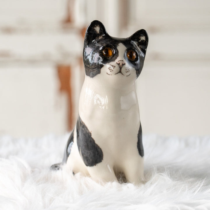 【Winstanley Cat ウィンスタンレイ キャット】微笑む様な表情にときめく タキシード 白黒猫 /25L