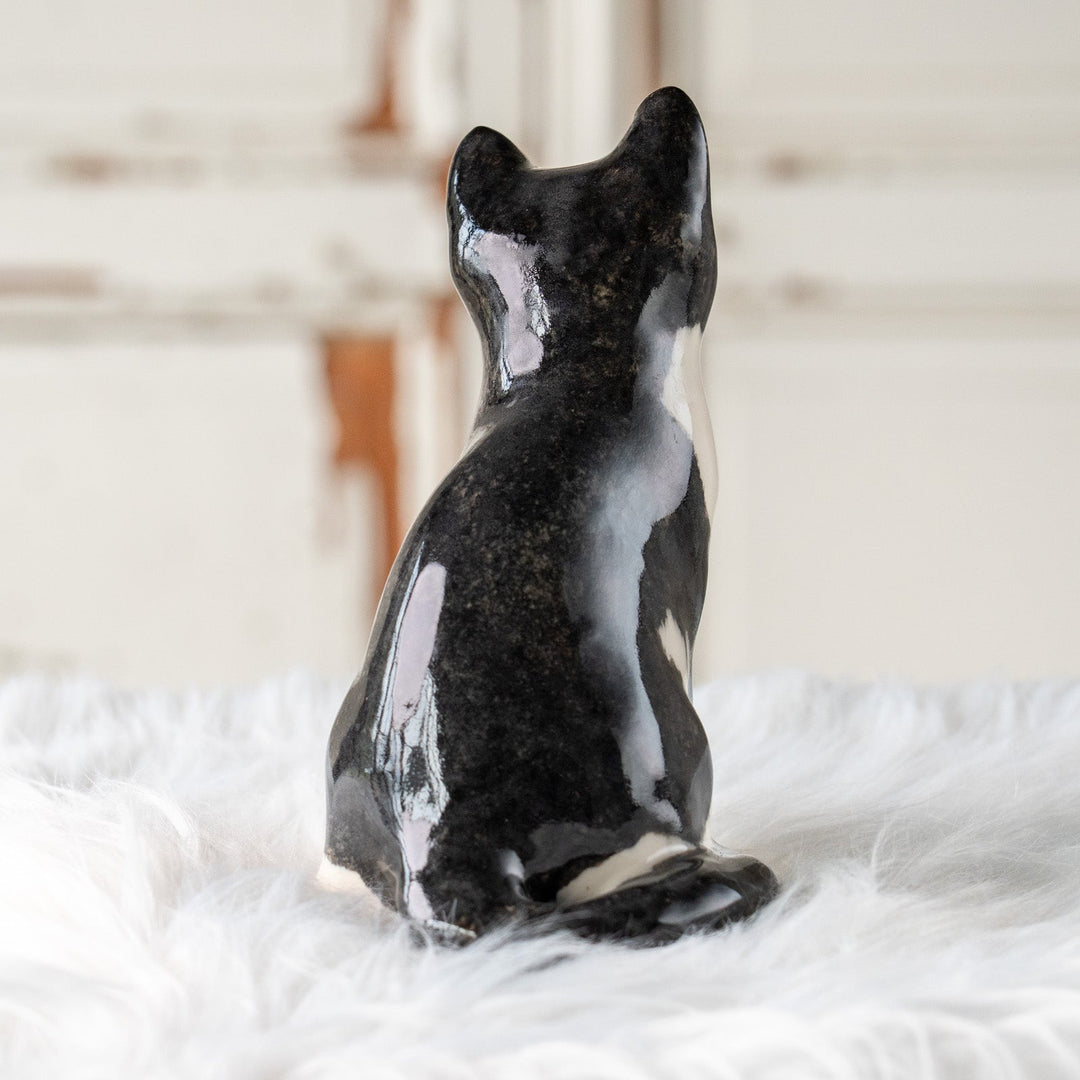 【Winstanley Cat ウィンスタンレイ キャット】微笑む様な表情にときめく タキシード 白黒猫 /25L