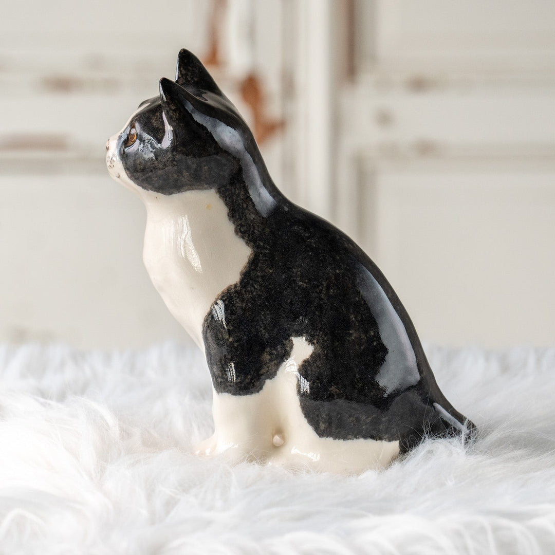 【Winstanley Cat ウィンスタンレイ キャット】微笑む様な表情にときめく タキシード 白黒猫 /25L