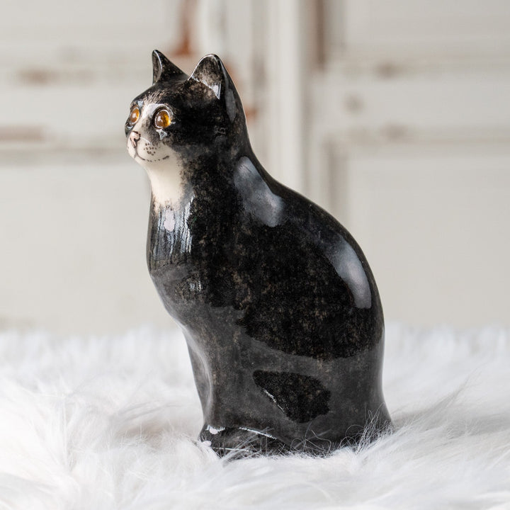 【Winstanley Cat ウィンスタンレイ キャット】両足をきゅっと揃えた上品な佇まい タキシード 白黒猫 /25L-A