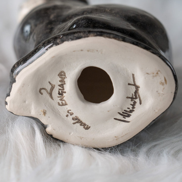 【Winstanley Cat ウィンスタンレイ キャット】両足をきゅっと揃えた上品な佇まい タキシード 白黒猫 /25L-A