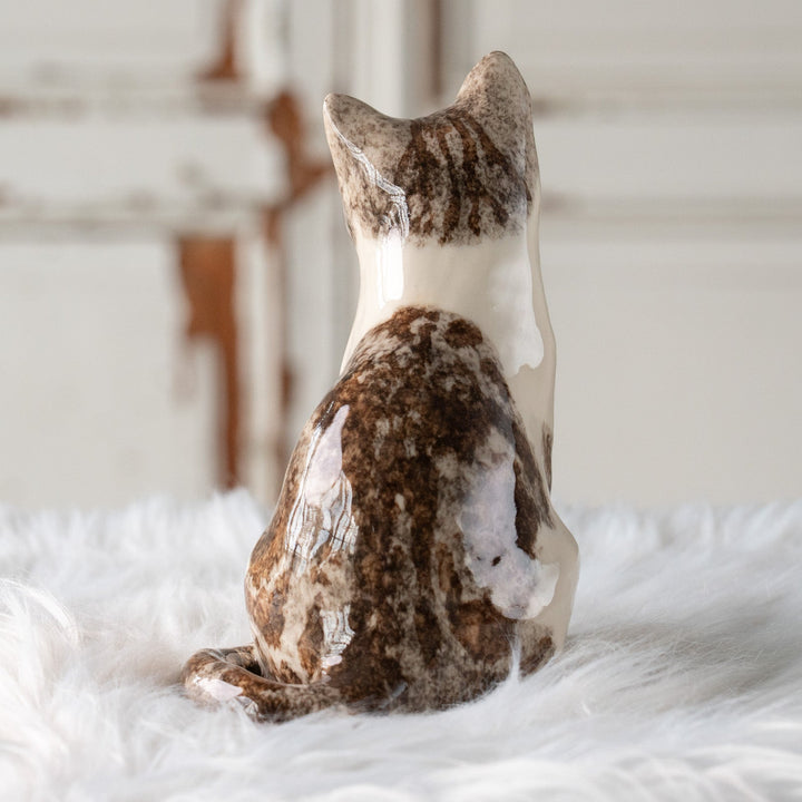 【Winstanley Cat ウィンスタンレイ キャット】小首をかしげた不思議そうな表情が魅力 シルバータビー サバトラ猫 /25L