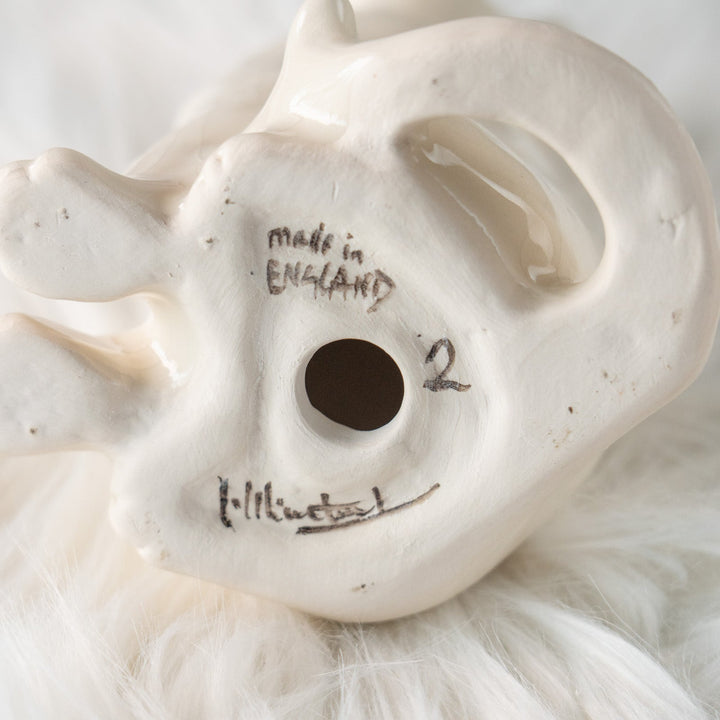 【Winstanley Cat ウィンスタンレイ キャット】美しい瞳でじっと上を見つめる オッドアイ スノーウィー 白猫 /25L