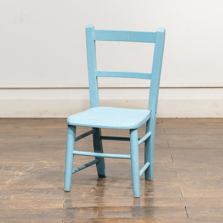 ライトブルーのペイントが爽やか キッズチェア /25L
