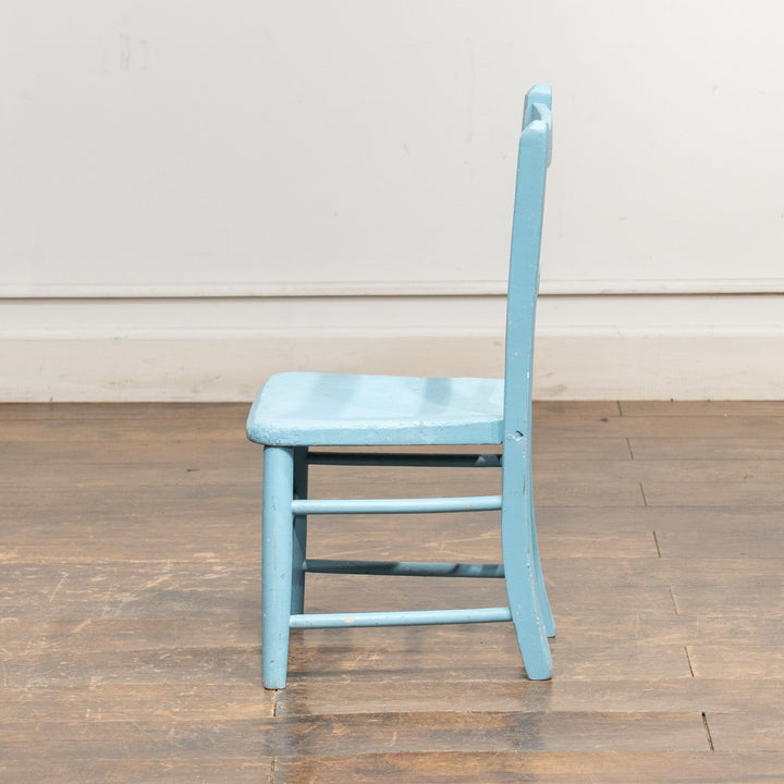 ライトブルーのペイントが爽やか キッズチェア /25L