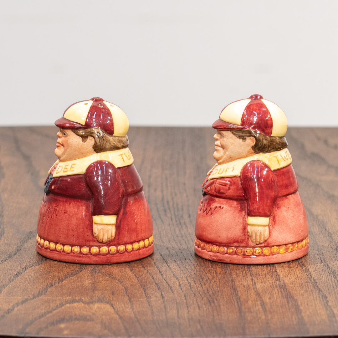 【ROYAL DOULTON ロイヤルドルトン】鏡の国のアリスに登場する双子をモチーフ ソルト&ペッパーポットセット /25L