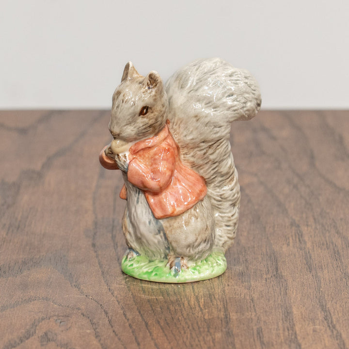 【BESWICK ベスウィック】リスのカルアシ・チミー ピンクジャケットパターン フィギュリン /25L-B