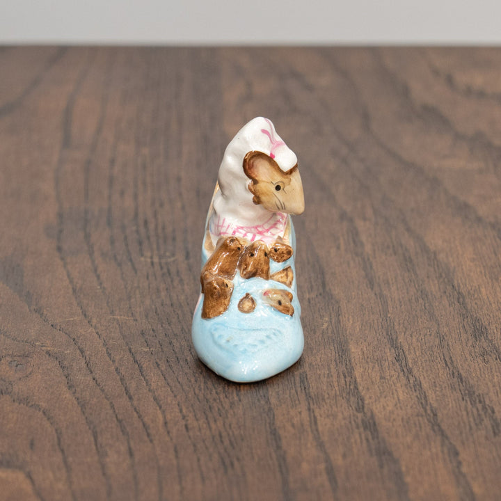 【BESWICK ベスウィック】靴の中に住んでいたねずみのおばあさん フィギュリン /25L-B