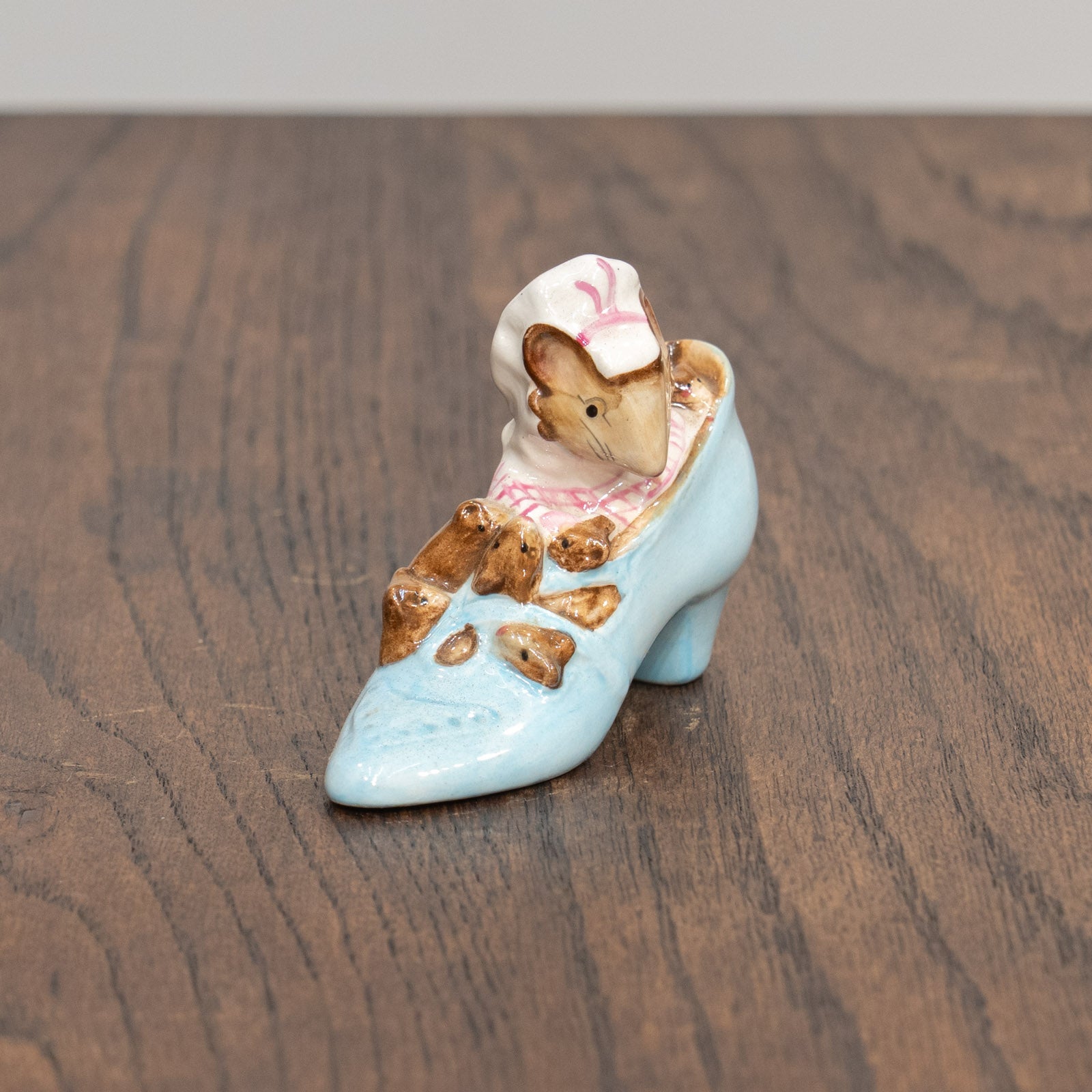 BESWICK ベスウィック】靴の中に住んでいたおばあさん ビアトリクス