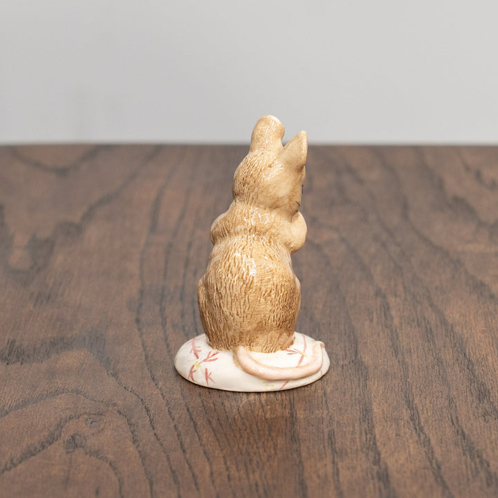 【BESWICK ベスウィック】あな糸が足りぬ ROYAL ALBERTスタンプ ビアトリクス・ポター フィギュリン /25L