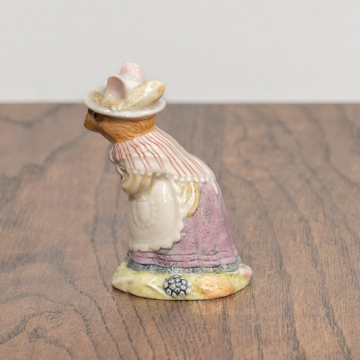 【ROYAL DOULTON ロイヤルドルトン】のばらの村のものがたり アイブライトおばあさん フィギュリン /25L