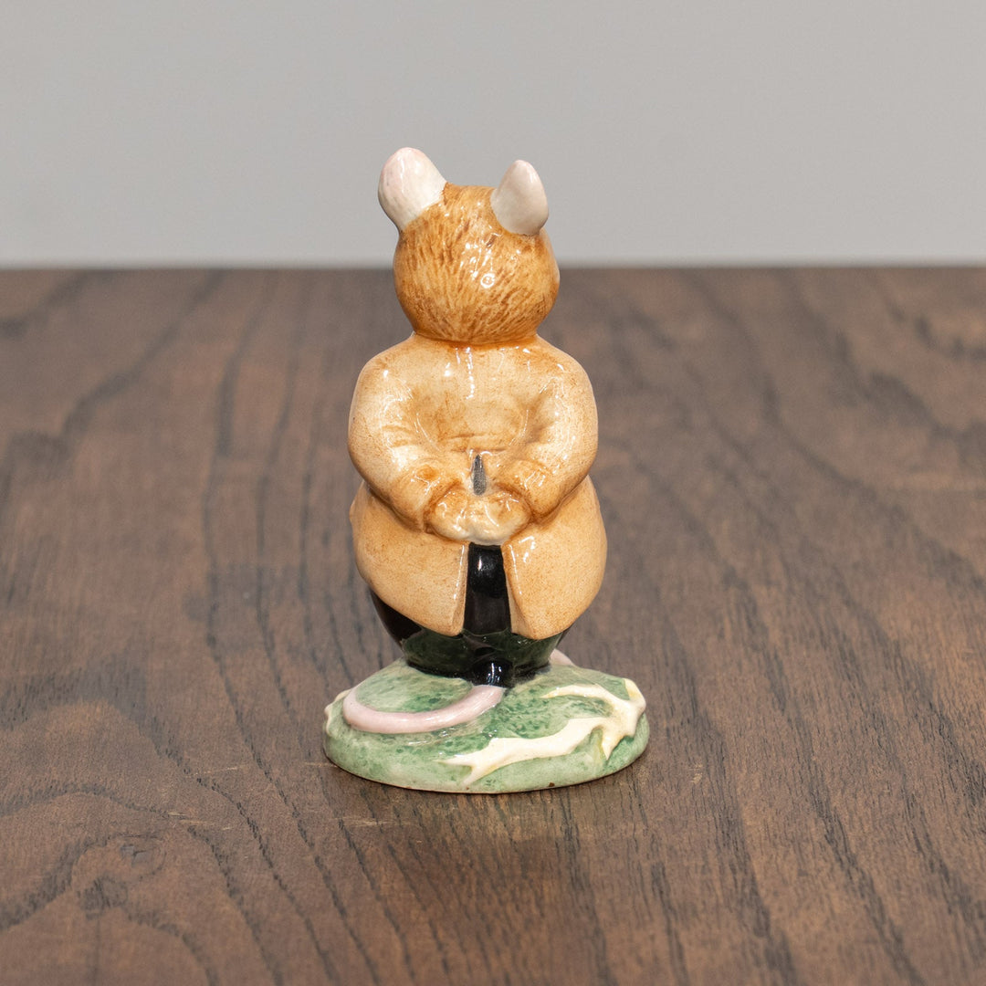 【ROYAL DOULTON ロイヤルドルトン】当時の工場検査済シール付き のばらの村のものがたり もりねずみ男爵 フィギュリン /25L