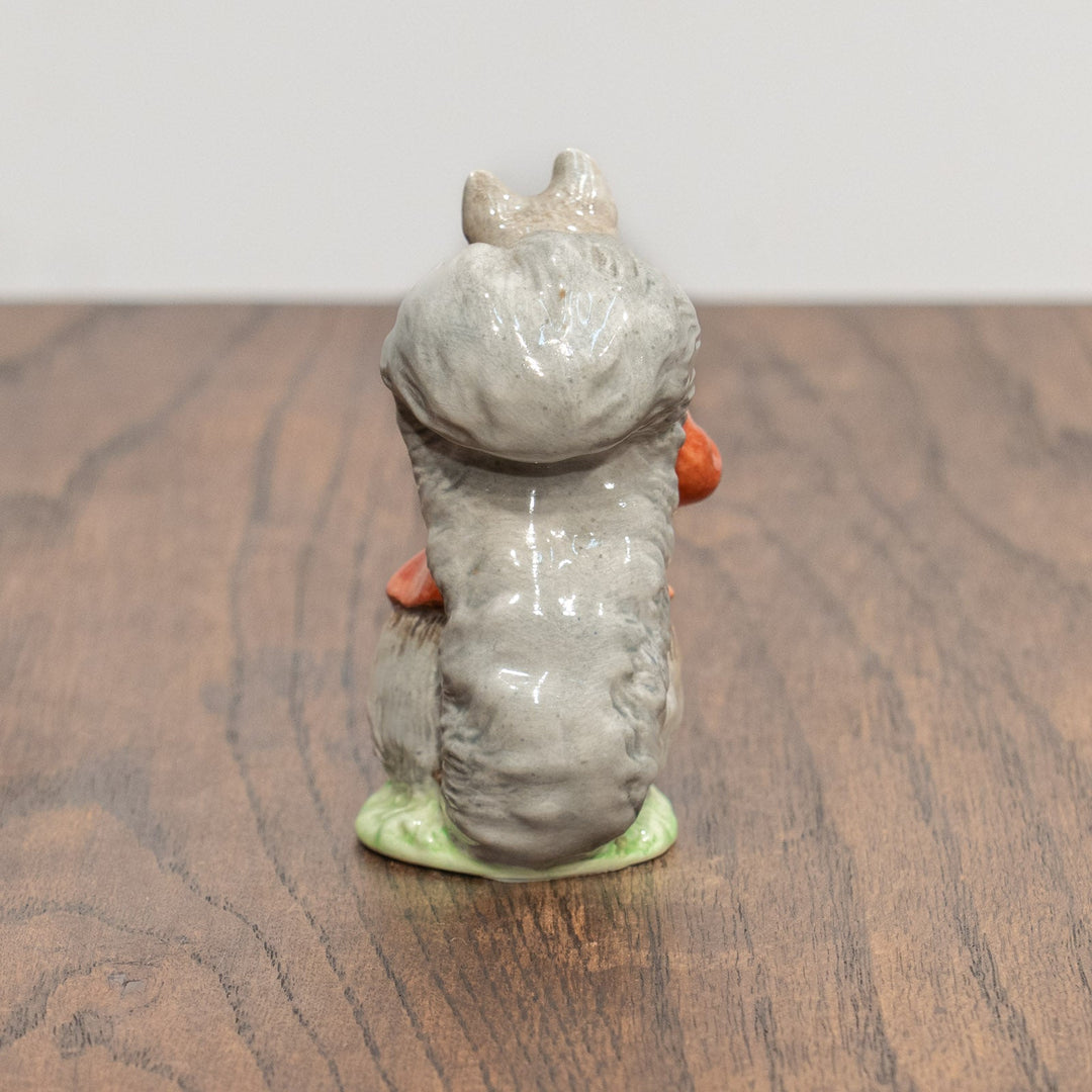 【BESWICK ベスウィック】リスのカルアシ・チミー 赤いジャケットパターン フィギュリン /25L