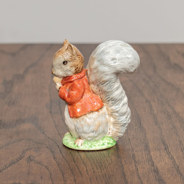 【BESWICK ベスウィック】リスのカルアシ・チミー 赤いジャケットパターン レアモデル フィギュリン /25L