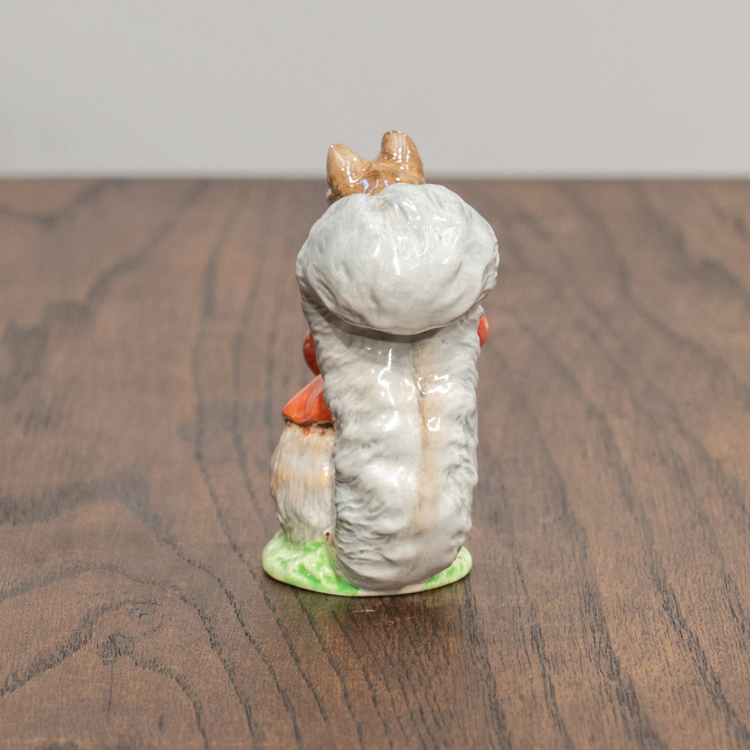 【BESWICK ベスウィック】リスのカルアシ・チミー 赤いジャケットパターン レアモデル フィギュリン /25L