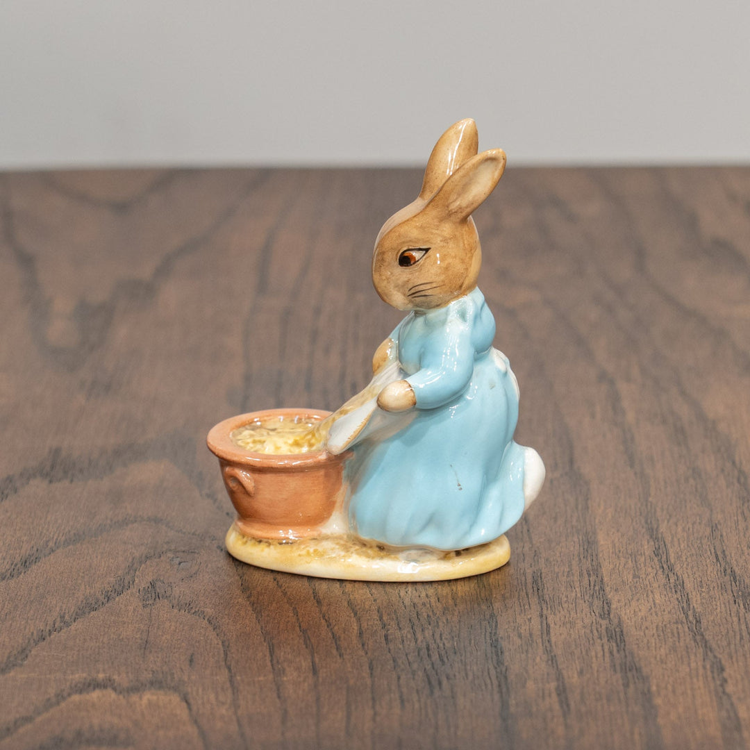 【BESWICK ベスウィック】うさぎのセシリ・パセリ 下向きパターン 金文字スタンプ フィギュリン /25L