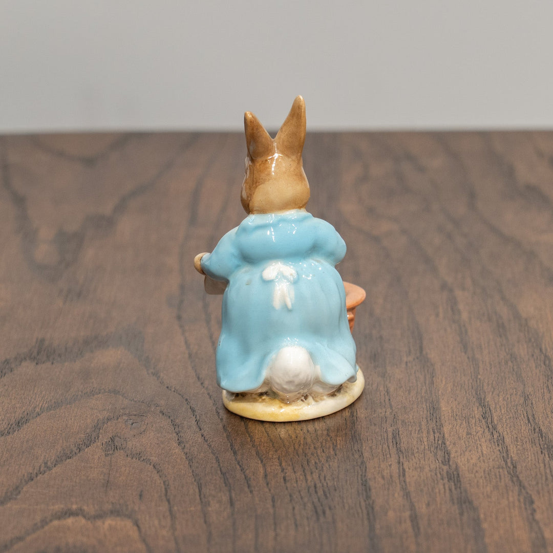 【BESWICK ベスウィック】うさぎのセシリ・パセリ 下向きパターン 金文字スタンプ フィギュリン /25L