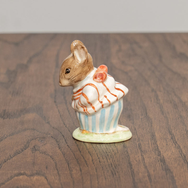 【BESWICK ベスウィック】のねずみのティトルマウス夫人 カゴ持ちパターン フィギュリン /25L