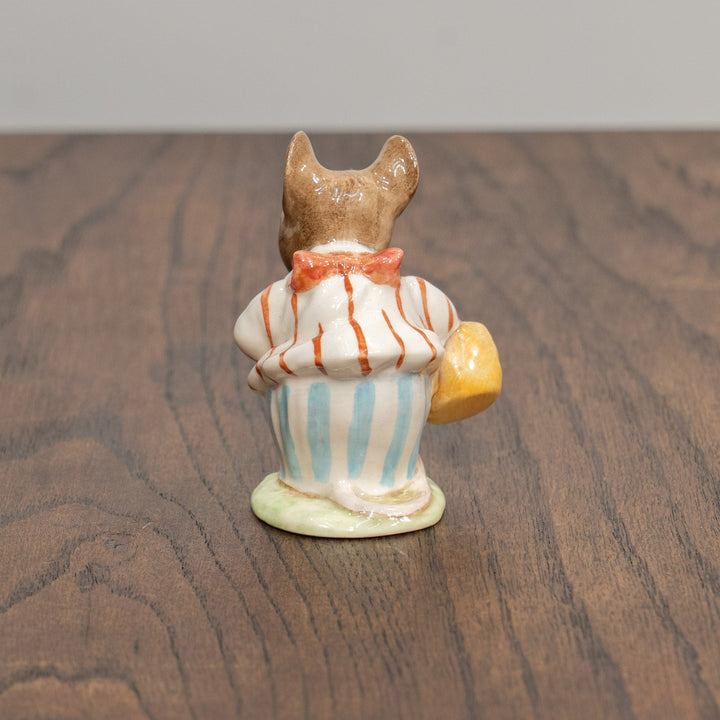 【BESWICK ベスウィック】のねずみのティトルマウス夫人 カゴ持ちパターン フィギュリン /25L