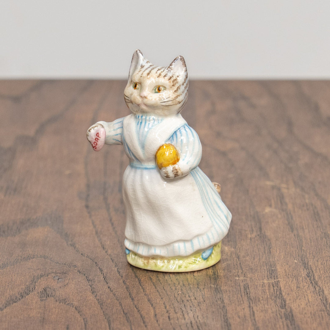 【BESWICK ベスウィック】こねこのタビタ・トウィッチット 金文字スタンプ フィギュリン /25L