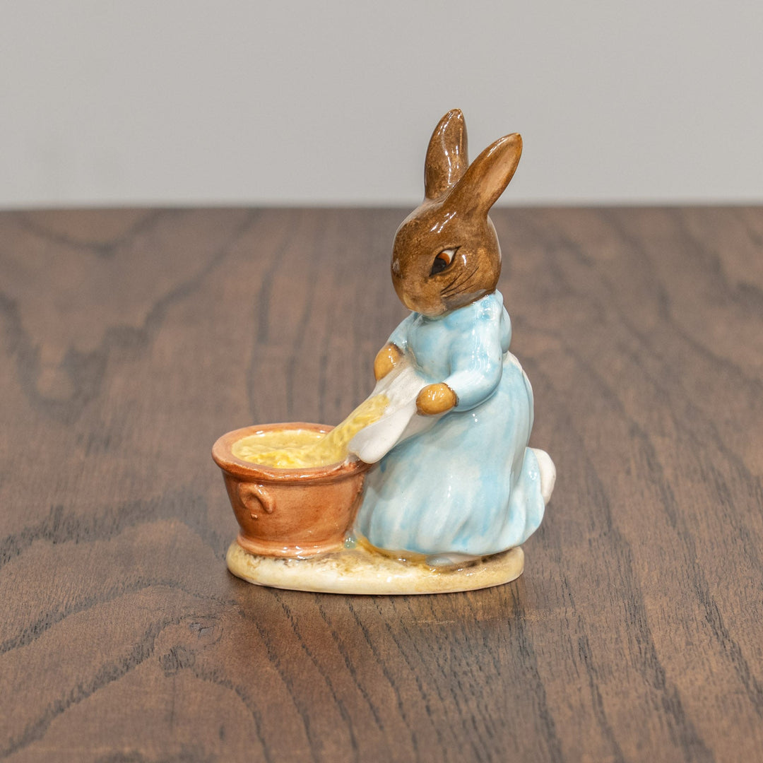【BESWICK ベスウィック】うさぎのセシリ・パセリ 下向きパターン レアモデル フィギュリン /25L