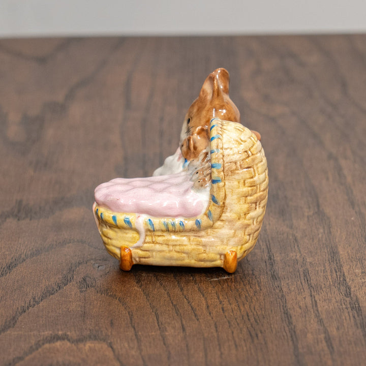 【BESWICK ベスウィック】ねずみのハンカ・マンカ 金文字スタンプ フィギュリン /25L-A