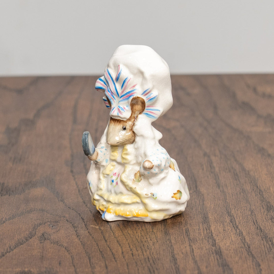 【BESWICK ベスウィック】グロースターの仕たて屋レディ・マウス 金文字スタンプ フィギュリン /25L