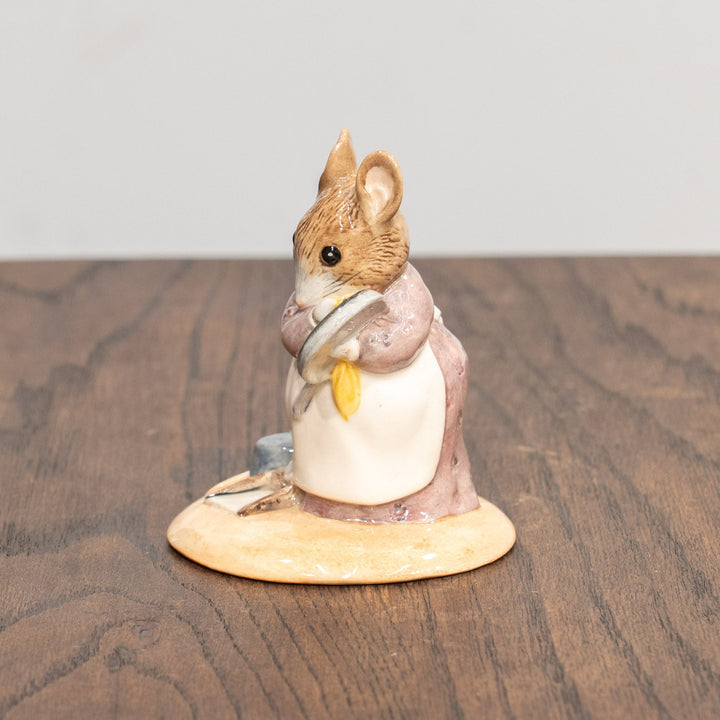 【BESWICK ベスウィック】フライパンを磨くハンカ・マンカ レアモデル フィギュリン /25L