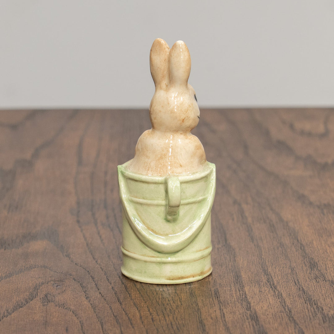【BESWICK ベスウィック】じょうろの中のピーター フィギュリン /25L