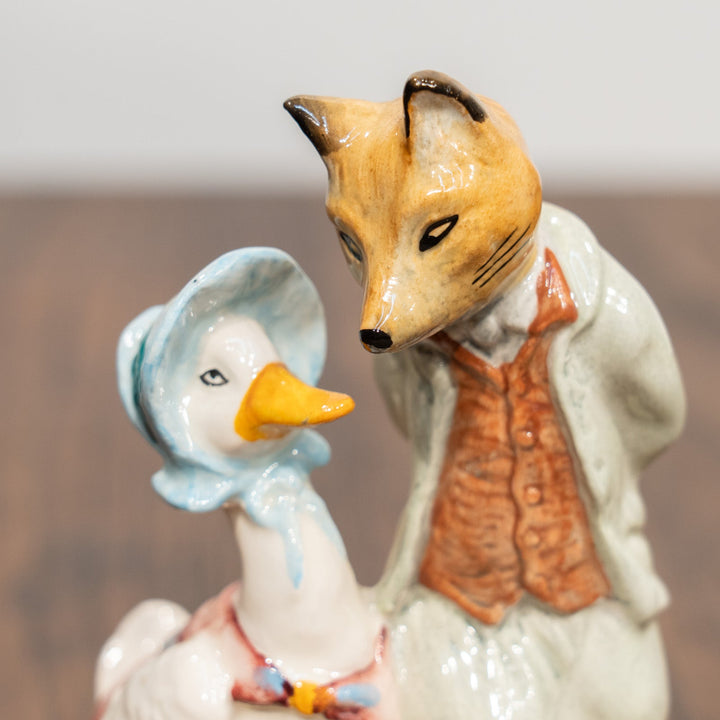 【BESWICK ベスウィック】ジマイマときつねの紳士 当時の工場検査済シール付き レアモデル フィギュリン /25L