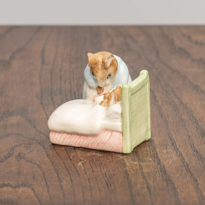 【BESWICK ベスウィック】ベッドの中のピーター フィギュリン /25L