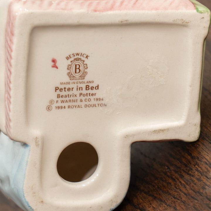 【BESWICK ベスウィック】ベッドの中のピーター フィギュリン /25L