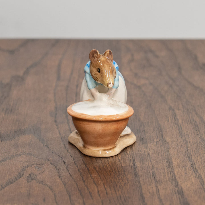 【BESWICK ベスウィック】しっかり者ねずみ アンナ・マリア フィギュリン /25L