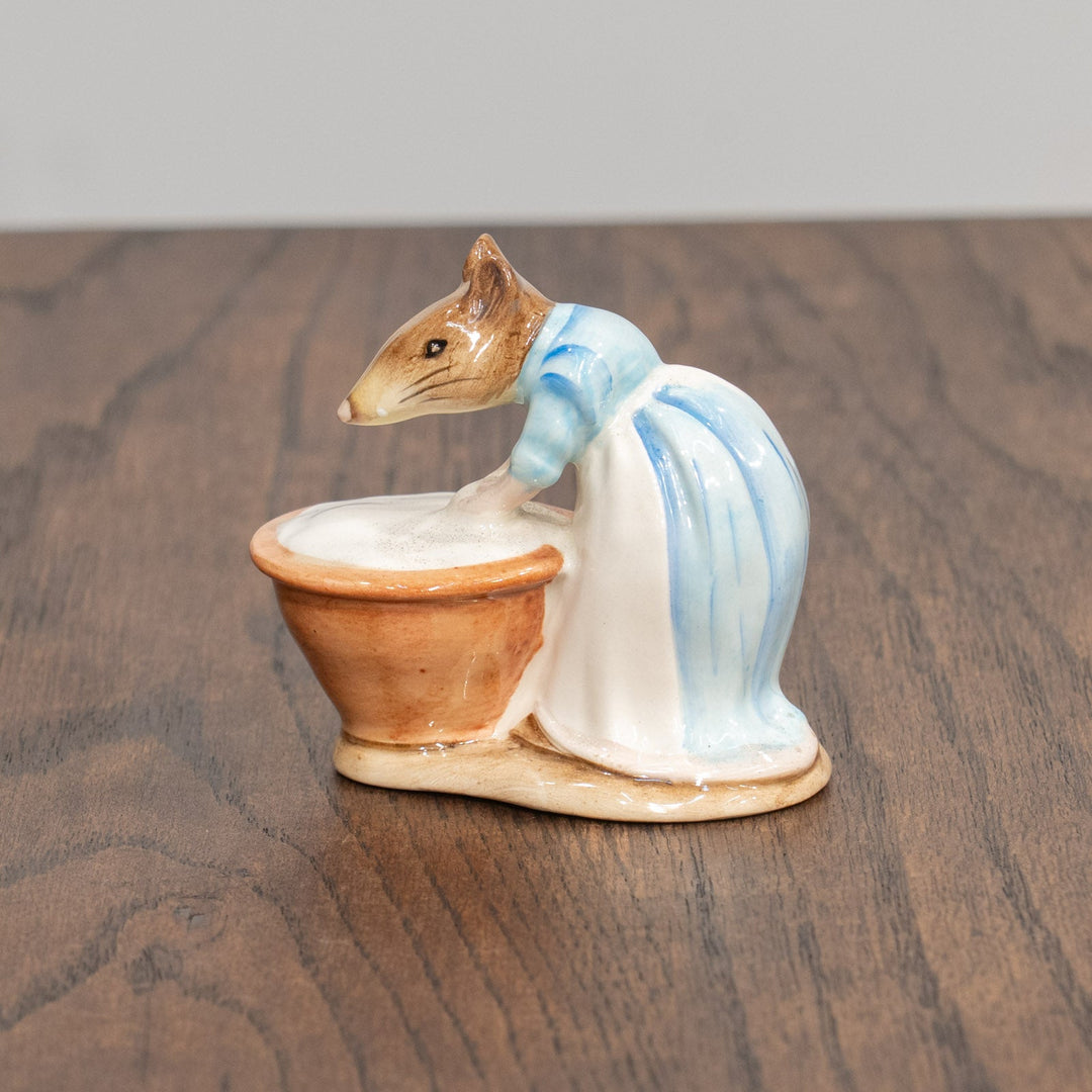 【BESWICK ベスウィック】しっかり者ねずみ アンナ・マリア フィギュリン /25L