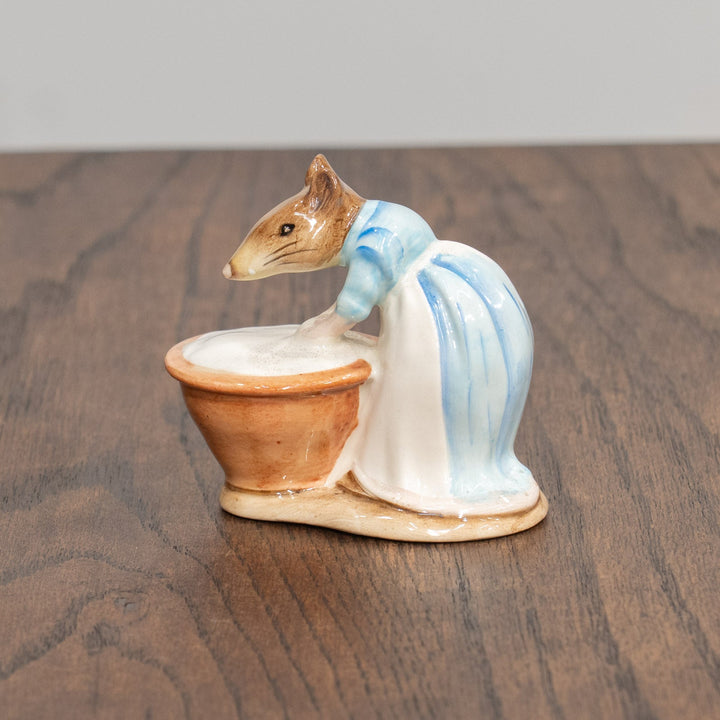 【BESWICK ベスウィック】しっかり者ねずみ アンナ・マリア フィギュリン /25L