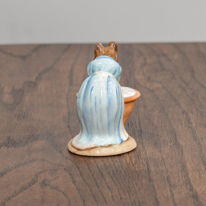 【BESWICK ベスウィック】しっかり者ねずみ アンナ・マリア フィギュリン /25L